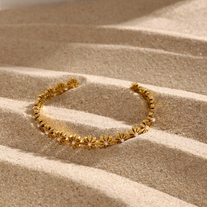 Classic 18k gold plated daisy flower cuff bracelet with white pearl accents for women