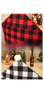 Détail de housses de chaise de Noël à carreaux buffalo rouge-noir et blanc-noir