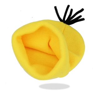 Bonnet tricoté jaune style minion avec cheveux noirs pour déguisements de cosplay