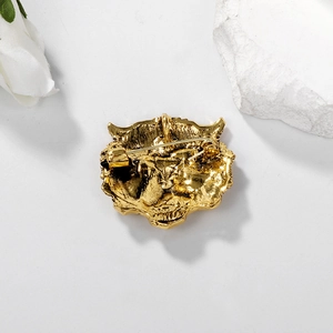 Vintage gold plated tiger head brooch pin for men with detailed metallic animal texture