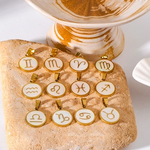 Coffret de pendentifs zodiaque en acier doré 18K et nacre blanche naturelle