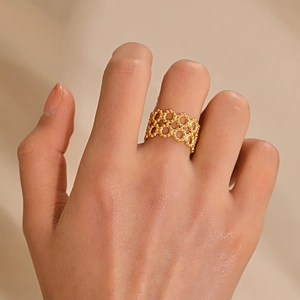 Double-layer geometric mesh gold ring for women with hollow honeycomb woven design