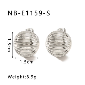 Detailed specs of silver sphere earrings with textured surface 1.5cm 8.9g