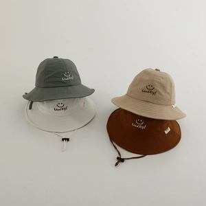 Quick-dry kids sun hats with lucky smile embroidery and adjustable windproof drawstring