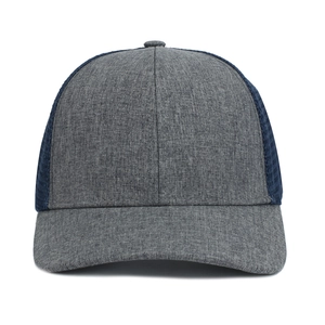 Vorderansicht der grauen Baumwoll-Leinen-Trucker-Mütze mit blauem Netzgewebe