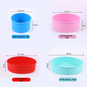 Detailed size chart for multi-size silicone cake molds in four different colors