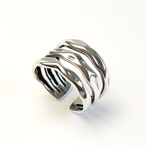 Minimalist 925 sterling silver multi-layer wave ring with adjustable open band design