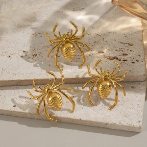 Golden spider rings with insect texture on marble stone base for party jewelry style