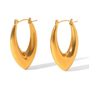 Detailed close-up of 18K gold-plated U-shaped chunky earrings with smooth metal finish