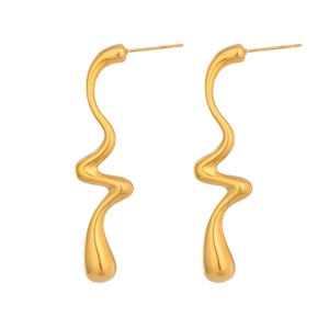 Irregular liquid-wave gold earrings in polished stainless steel for a modern look