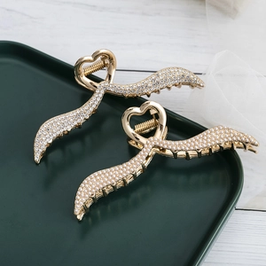 Angel Wing Metal Hair Claw Clips Elegant Alloy Heart Large Shark Clip With Faux Artificial Pearls Rhinestones For Women Girls