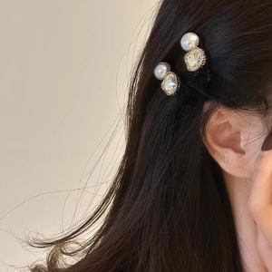 Pince À Cheveux Vintage Élégante Alliage Bec De Canard Grand Strass Carré Künstliche Perle Artificielle Ronde Pour Coiffure Femme