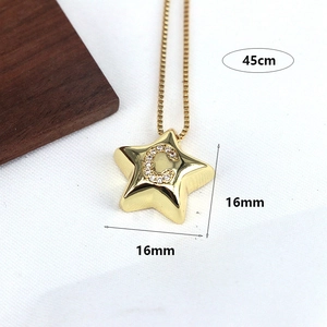Star-shaped gold pendant necklace with cubic zirconia letter C and 45cm snake chain