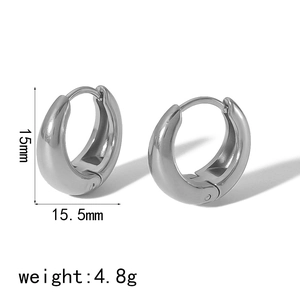 Detailed size specifications for 15mm silver stainless steel U-shaped hoop earrings