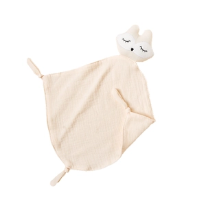 Soft muslin cotton baby security blanket featuring a plush fox head and knotted corners