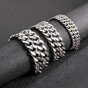 Detailed comparison of three silver titanium steel curb chains in various width specifications