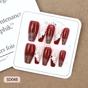 Faux Ongles Faits Main Dégradé Rouge Bordeaux Fleurs 3D Künstliche Perles Décor Brillant Style Français Élégant Pour Femmes