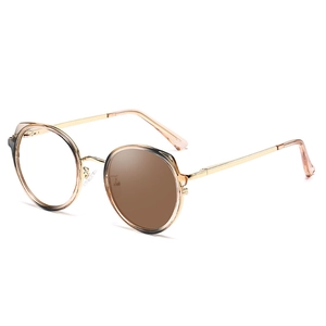 Lunettes rondes dorées pour femmes avec filtre anti-lumière bleue en vue de 45 degrés