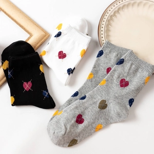 Women's Japanese Preppy Style Cotton Crew Socks Cute Heart Pattern Breathable Knitted Mid-Calf Socks For School Daily