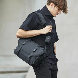 Men Messenger Bag Waterproof Polyester Large Capacity Laptop Crossbody Techwear Streetwear Functional Black
