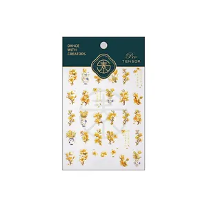 Mattierte Blumen-Nagelaufkleber TS-3905 mit goldenen Duftblüten und Porzellan-Mustern