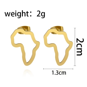 Vue détaillée des boucles d'oreilles carte d'Afrique dorées avec dimensions 2x1,3cm