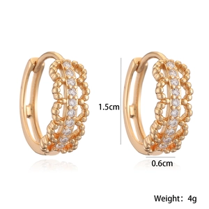 Orecchini a cerchio geometrici traforati placcati oro 18K con pietre di zircone cubico