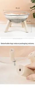 Detail view of detachable wooden legs for transparent cat bed with 38x28cm dimensions