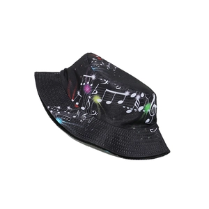 Chapeau bob noir tendance avec motifs de notes de musique colorées pour festivals d'été