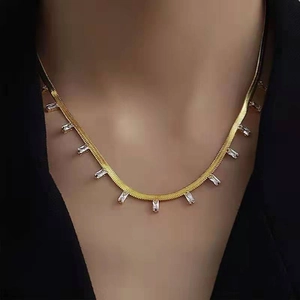 Exaggerated gold snake chain necklace with rectangular zircon fringe for women
