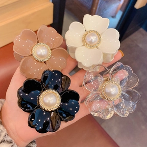 Flower Hair Claw Clip Acrylic Resin Shark Clip With Faux Artificial Pearl Elegant Retro Chic Styling For Women Girls