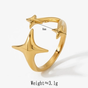 Detail view of gold stainless steel star ring showing 8mm size and 3.1g weight