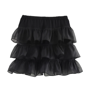 Set sexy due pezzi con top a brallina in pizzo e gonna a balze in rete multistrato