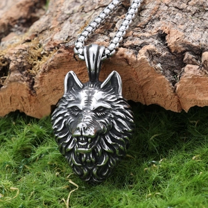 Silver stainless steel wolf head pendant necklace for men with square box chain