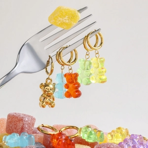 Boucles d'oreilles oursons colorés en acier inoxydable avec bonbons et fourchette