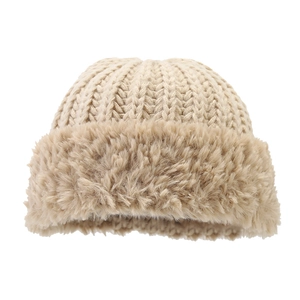 Damen Strickmütze in Beige mit dickem Kunstpelzbesatz und warmem Zopfstrick für den Winter