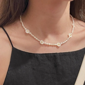 Daisy Pearl Necklace Freshwater Baroque Pearl With Clasp French Style Elegant For Women