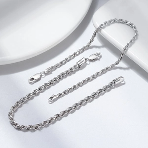 Detailed close-up of S925 sterling silver rope chain with lobster clasp and engraving