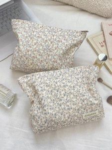 Corduroy floral makeup bag with large capacity for travel and cosmetic storage