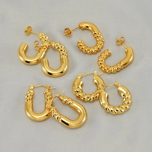 Set di orecchini geometrici in acciaio inossidabile placcato oro con trama vintage