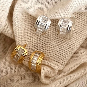 Minimalist S925 sterling silver hoop earrings with rectangular baguette zircons in gold and silver