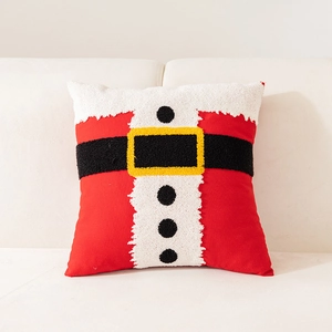 Funda de cojín navideño de Papá Noel en felpa roja con detalles de cinturón en relieve