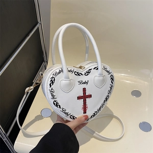 Borsa a tracolla punk bianca a forma di cuore con croce gotica e stampa Baby