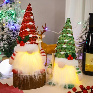 Set of 2 glowing Christmas gnomes in red and green knit fabric with warm LED light