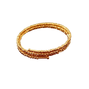 Bracelet joncs triple rang plaqué or au design minimaliste texturé pour femme