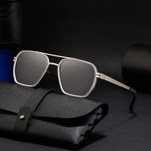 Polarized TR metal aviator sunglasses for men with luxury leather storage case