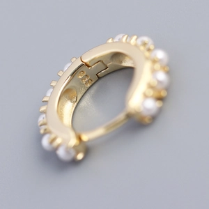 925 silver gold-plated hoop earring with inlaid white pearls and hallmark engraving