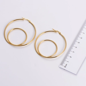 Minimalist double hoop stainless steel gold earrings with measurement ruler