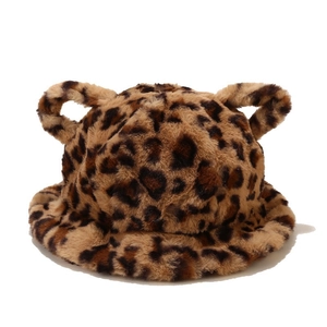 Winter faux fur leopard print bucket hat featuring cute bear ears and plush texture