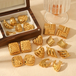 Vintage heart and croissant style gold stainless steel earrings set for women